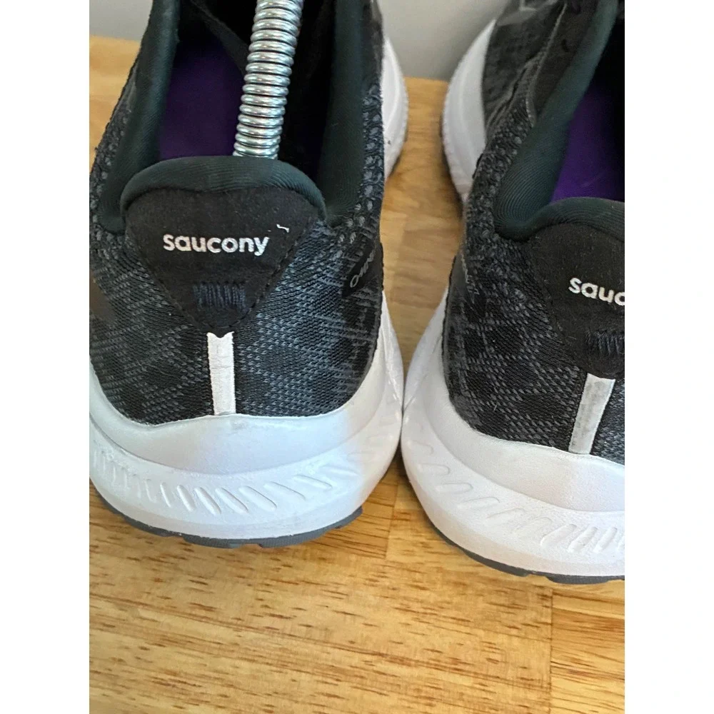 Saucony Omni 20 WomenRunning Shoes Black Silver Purple S10682-20 Stability 8.5W
